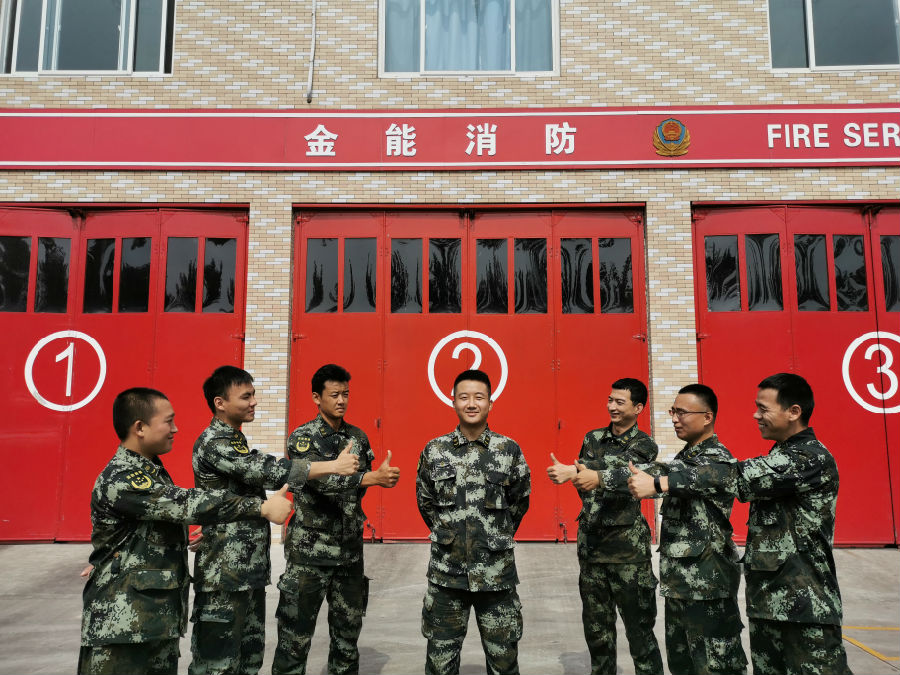 張帆 (1).jpg
